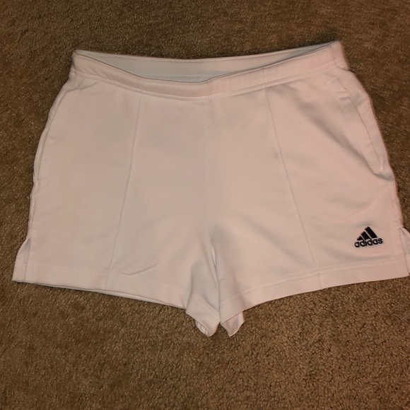adidas tennis shorts with pockets